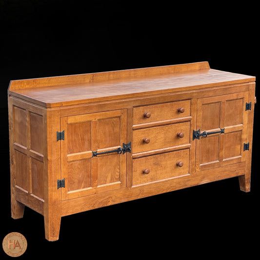 Peter ‘Rabbitman’ Heap Arts & Crafts Yorkshire School English Oak Sideboard c 1990.