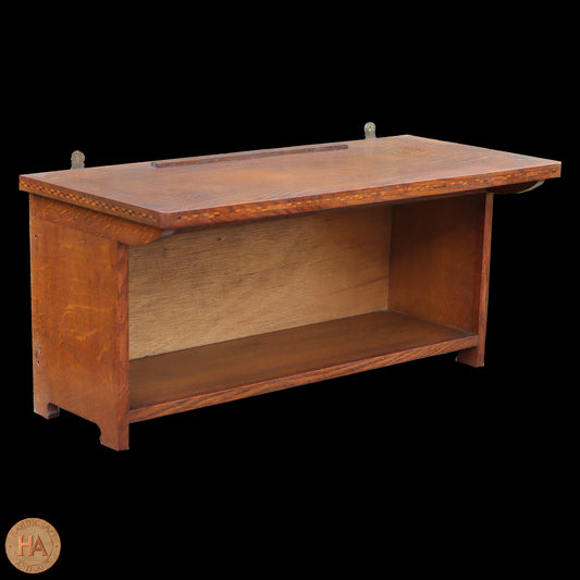 Arthur W. Simpson Arts & Crafts Lakes School English Oak Shelf c. 1920.