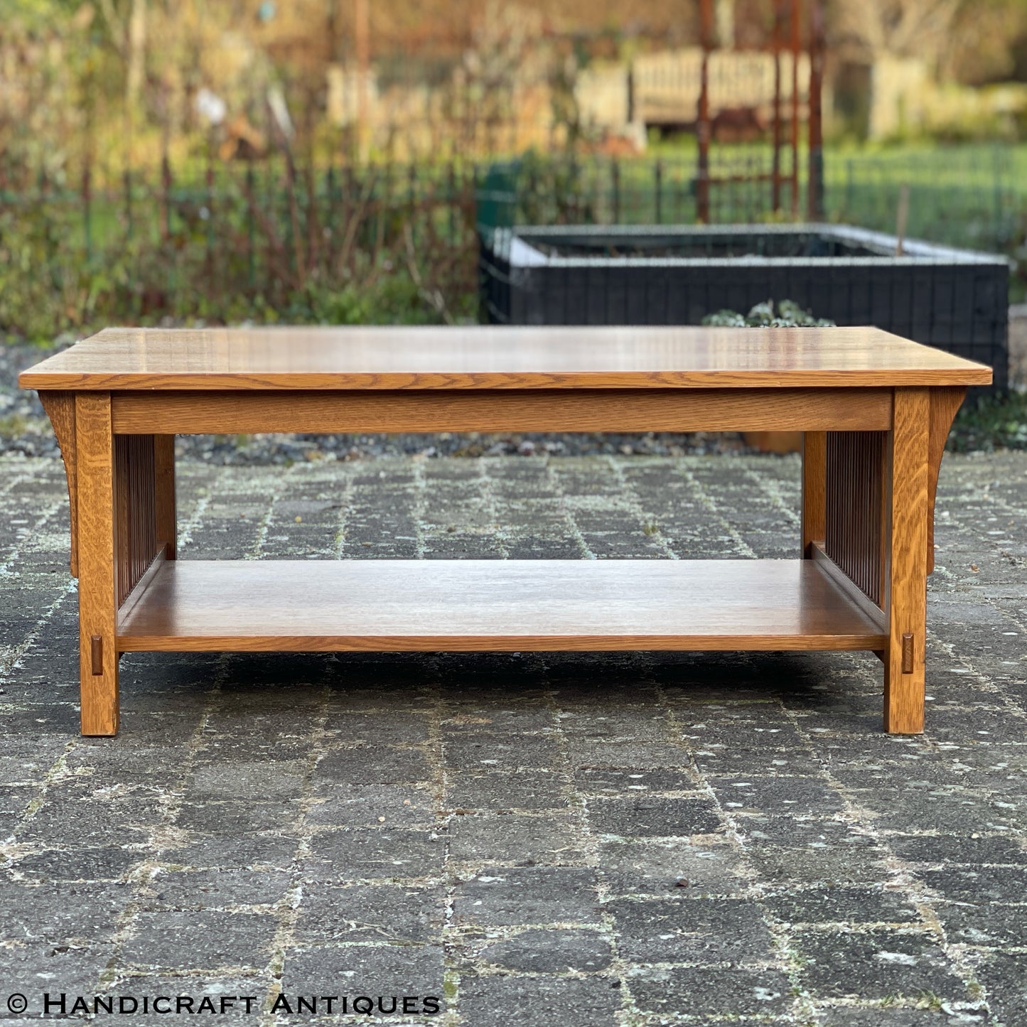 Stickley Furniture Arts & Crafts Mission School Oak Coffee Table 2006.