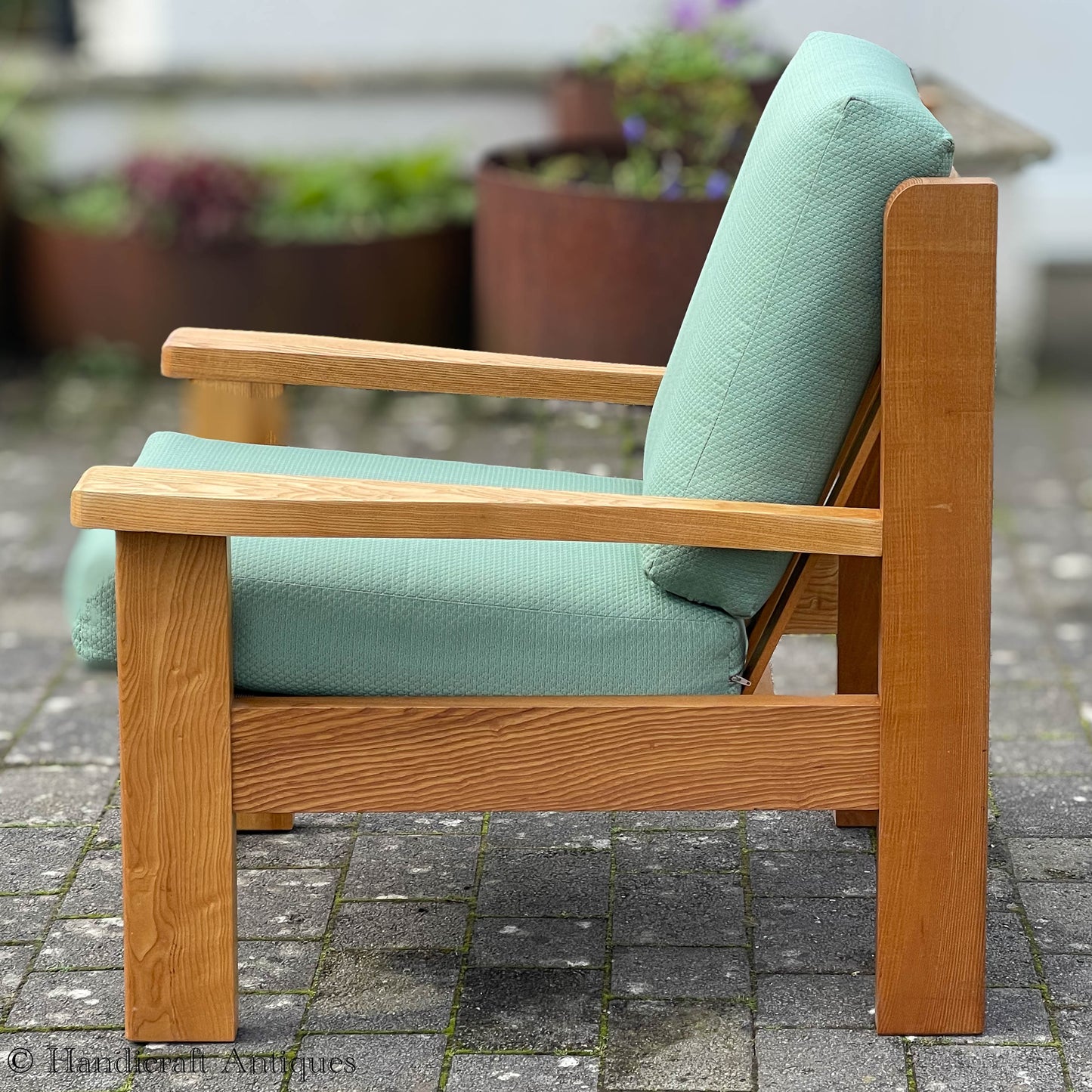 Treske Arts & Crafts Yorkshire School English Ash Armchair c. 1980.