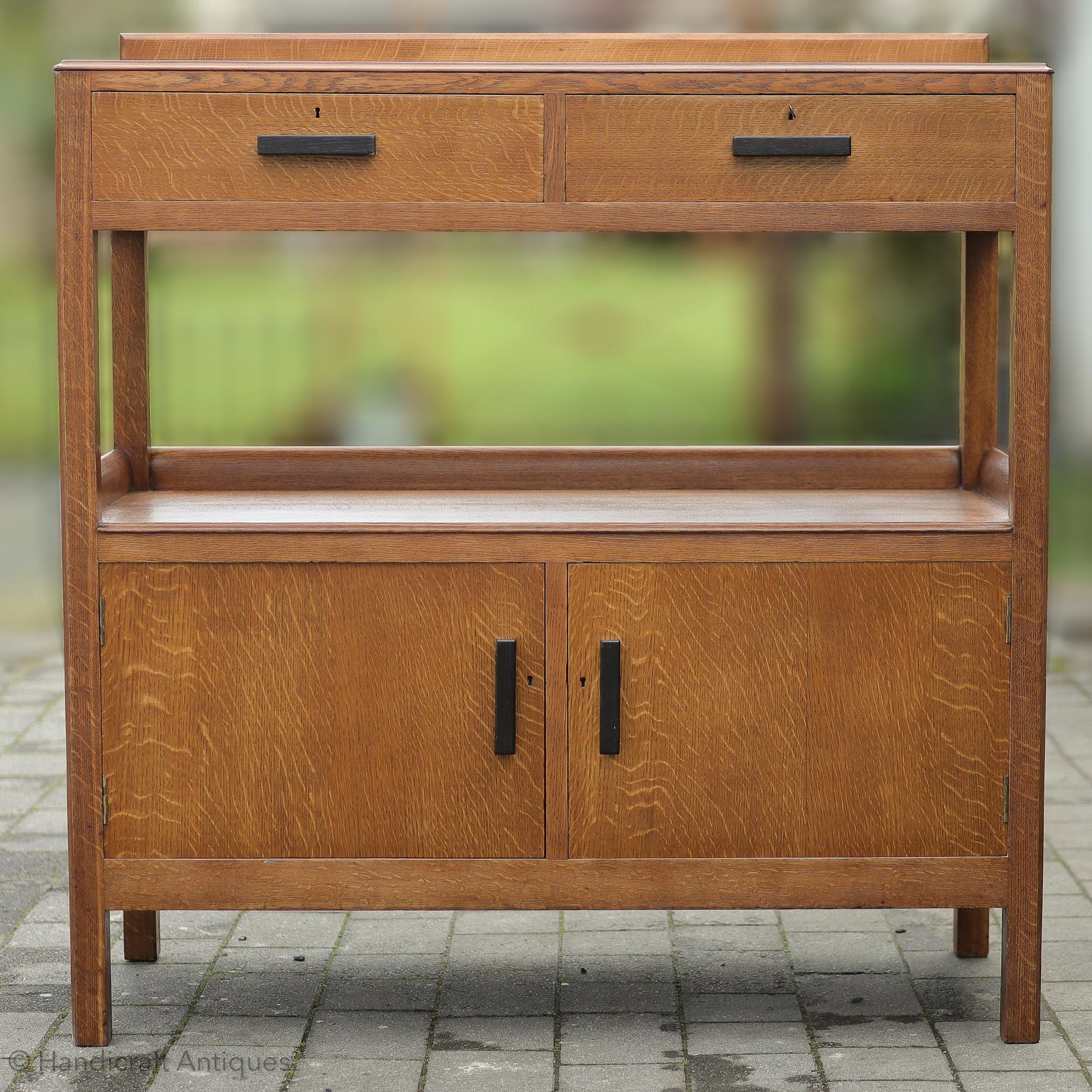 Arthur W. Simpson Arts & Crafts Lakes School English Oak Sideboard 1930.