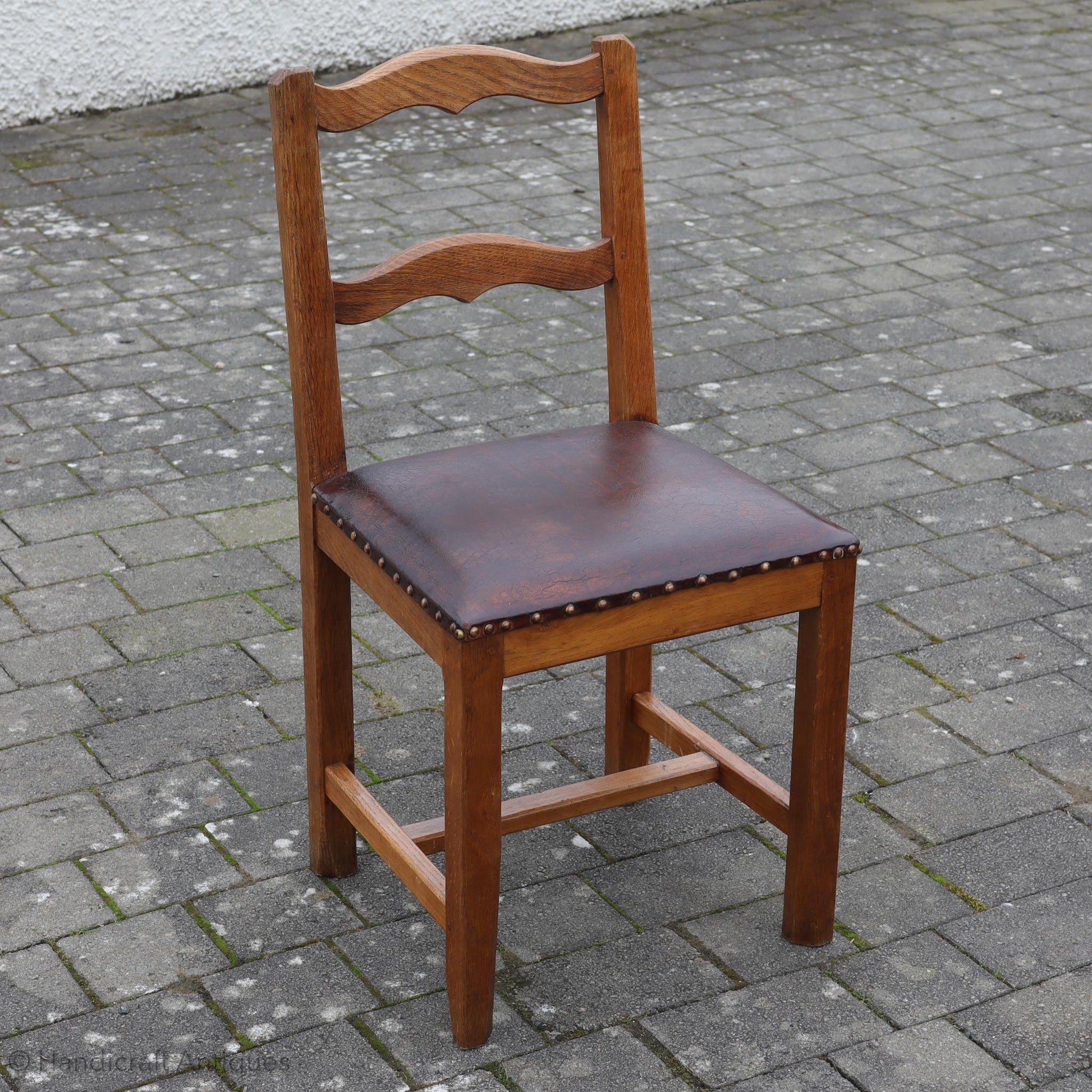 Set of 4 Acornman (Ex-Mouseman) Arts & Crafts Yorkshire School English Oak Chairs