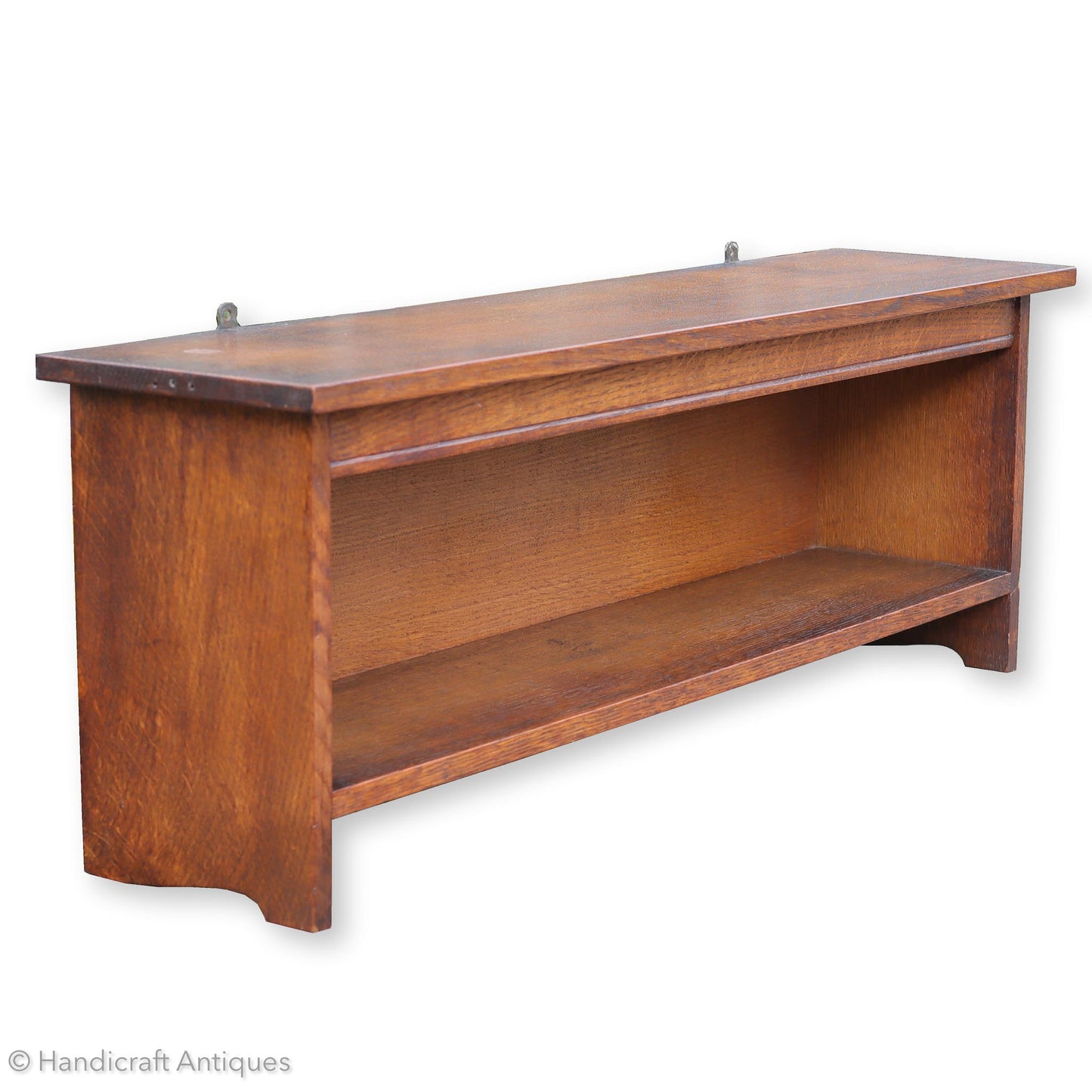 Arthur W. Simpson Arts & Crafts Lakes School English Oak Shelf c 1920.