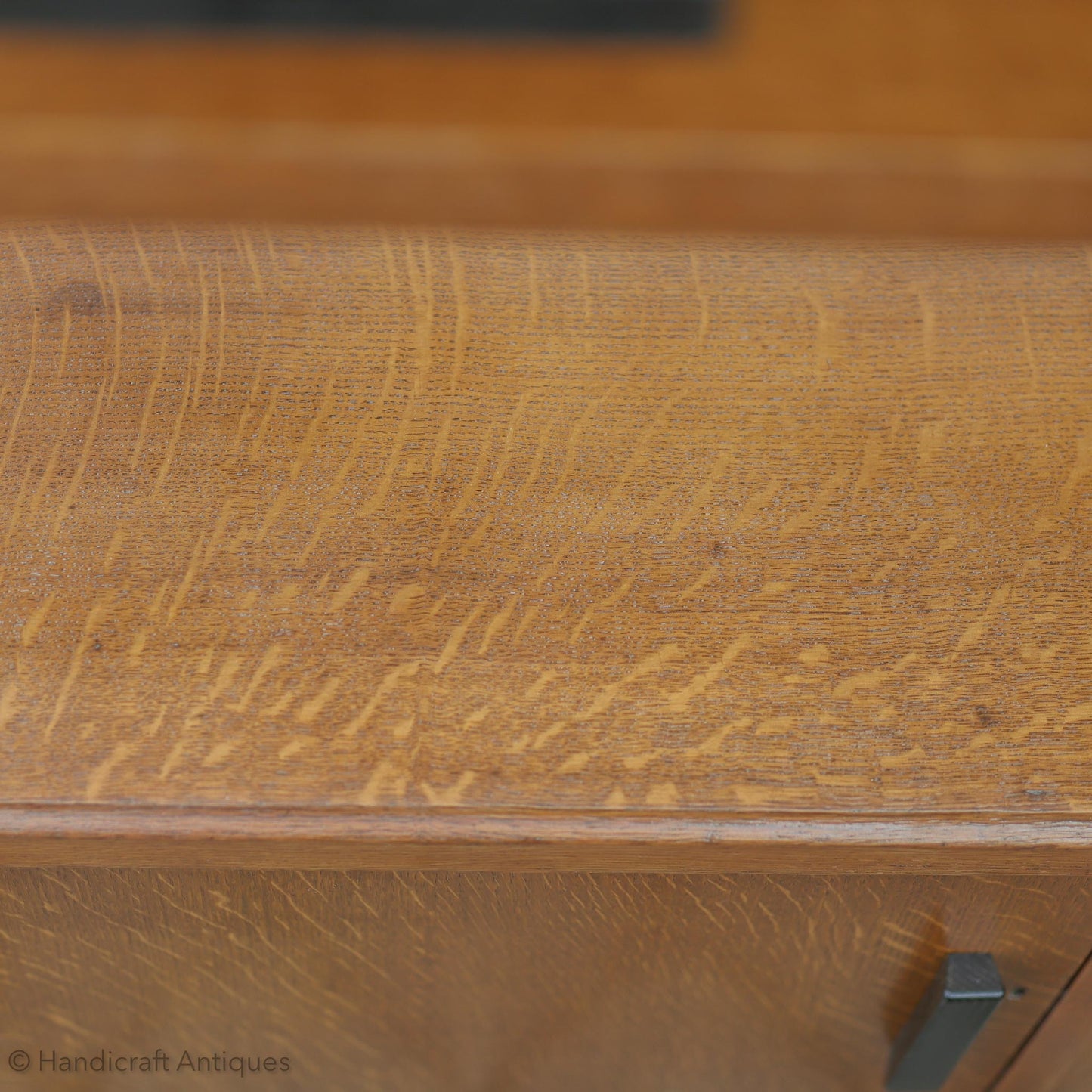 Arthur W. Simpson Arts & Crafts Lakes School English Oak Sideboard 1930.