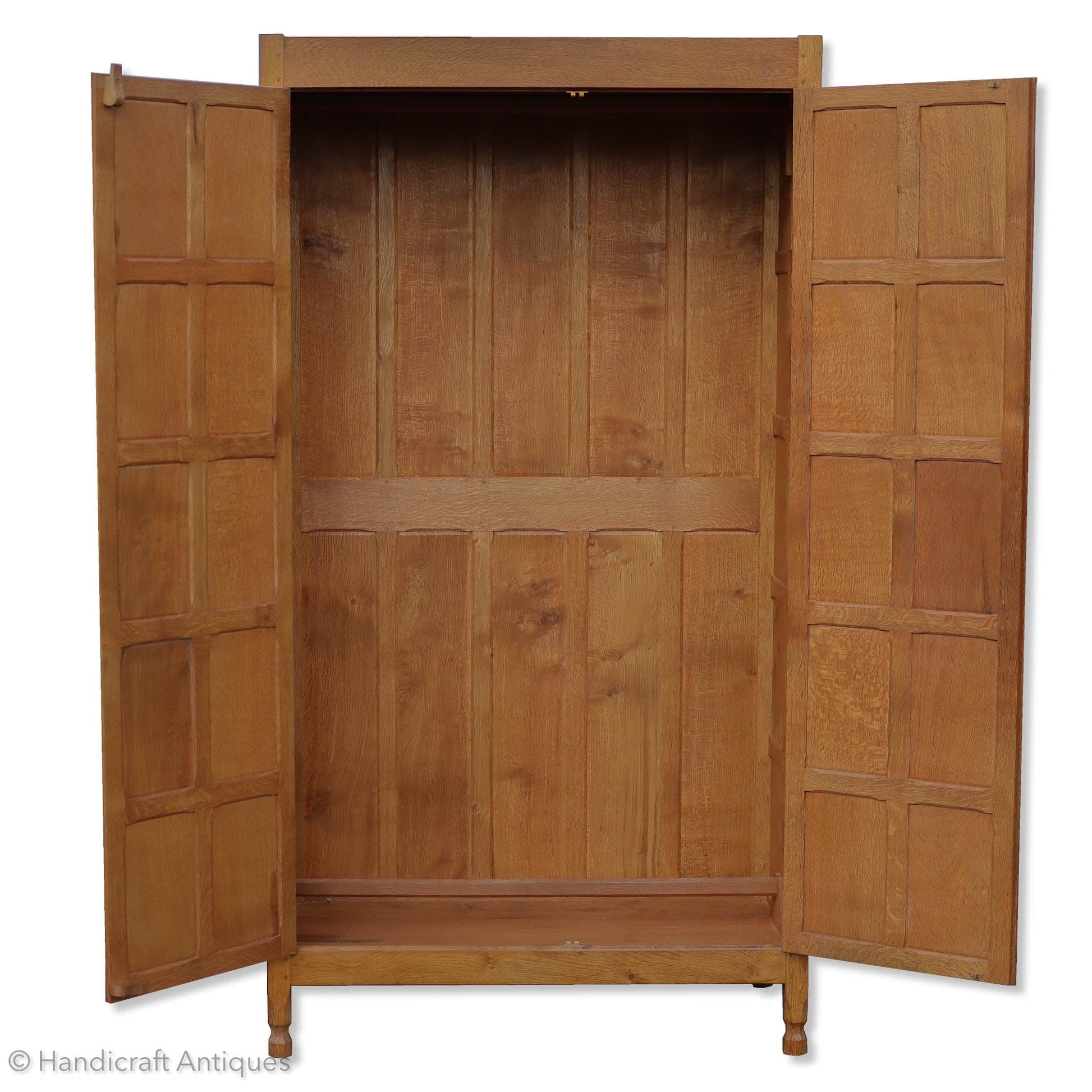 Cat & Mouseman' (Ex-Mouseman) Arts & Crafts Yorkshire School Oak Wardrobe (a)