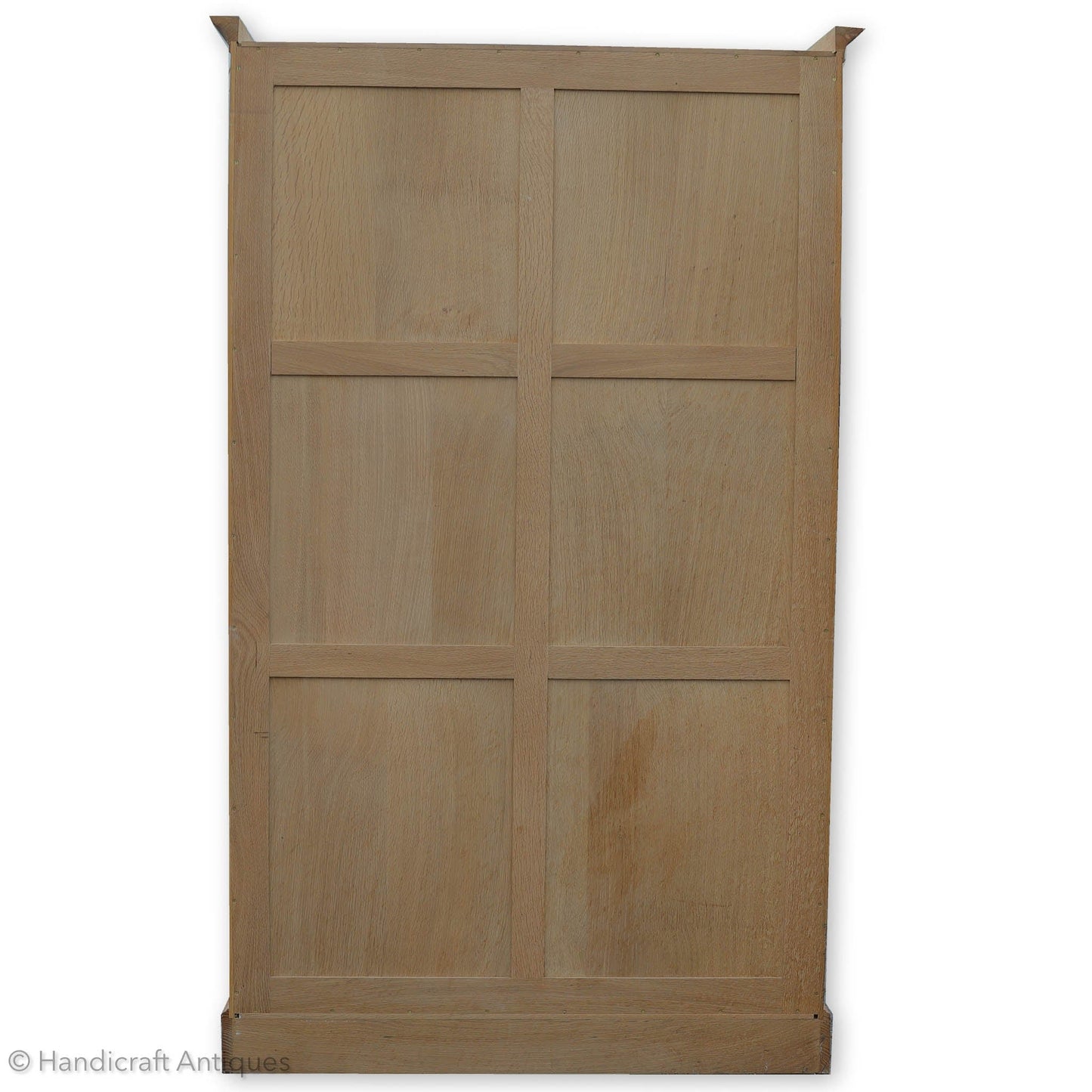 Peter Hall of Staveley Arts & Crafts Lakes School English Oak Wardrobe 1990