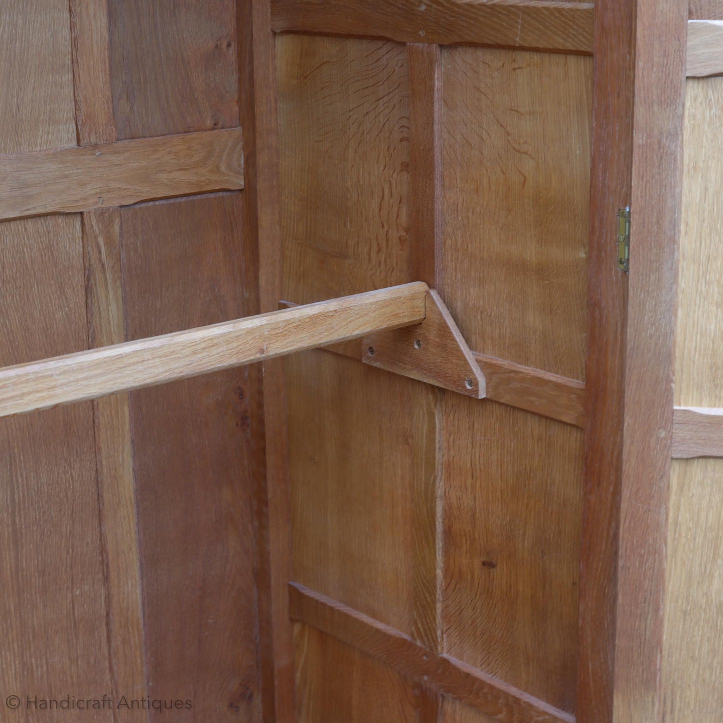 Cat & Mouseman' (Ex-Mouseman) Arts & Crafts Yorkshire School Oak Wardrobe (c)