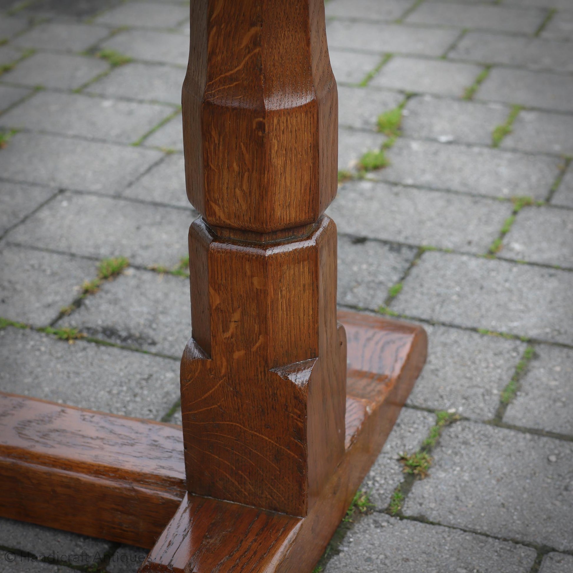 Robert 'Mouseman' Thompson Arts & Crafts Yorkshire School English Oak Dining Table 