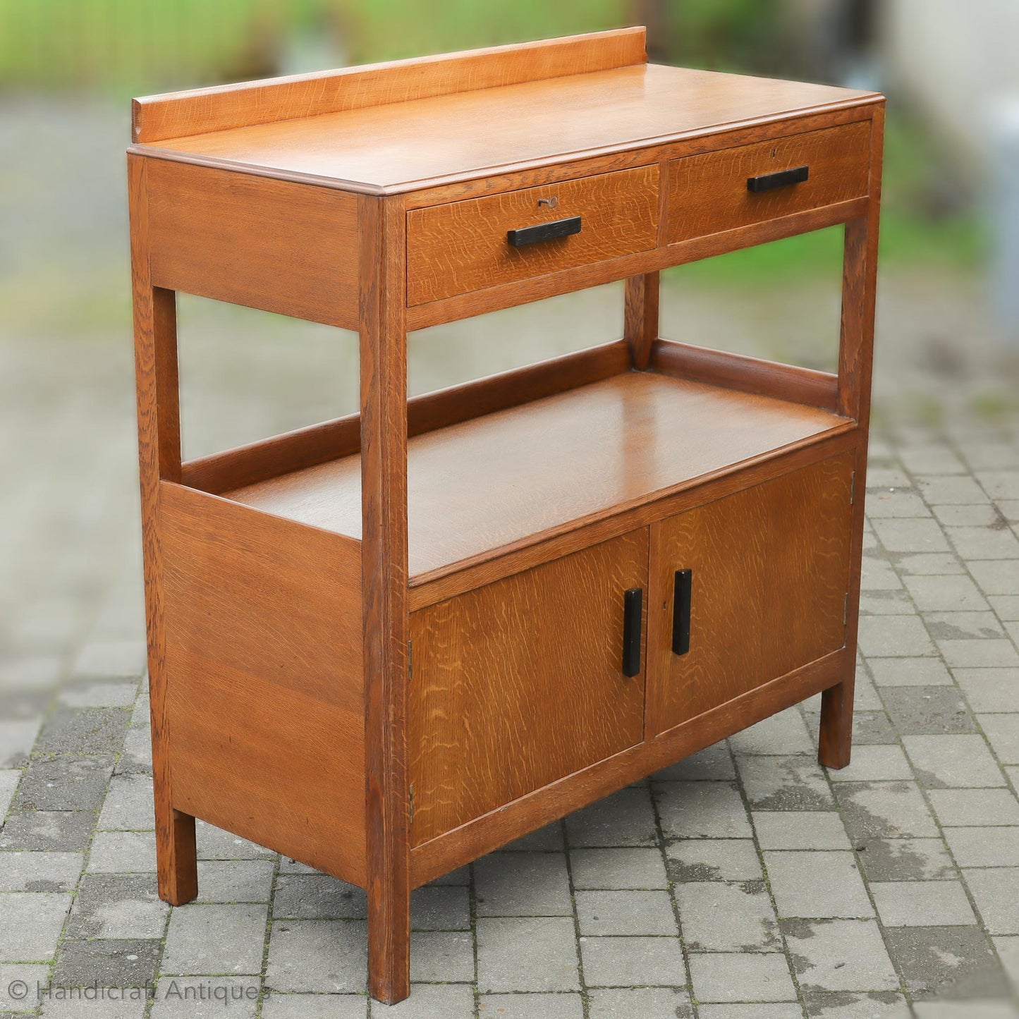 Arthur W. Simpson Arts & Crafts Lakes School English Oak Sideboard 1930.