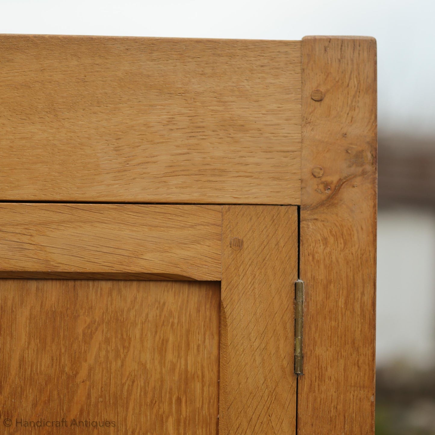 Cat & Mouseman' (Ex-Mouseman) Arts & Crafts Yorkshire School Oak Wardrobe (c)