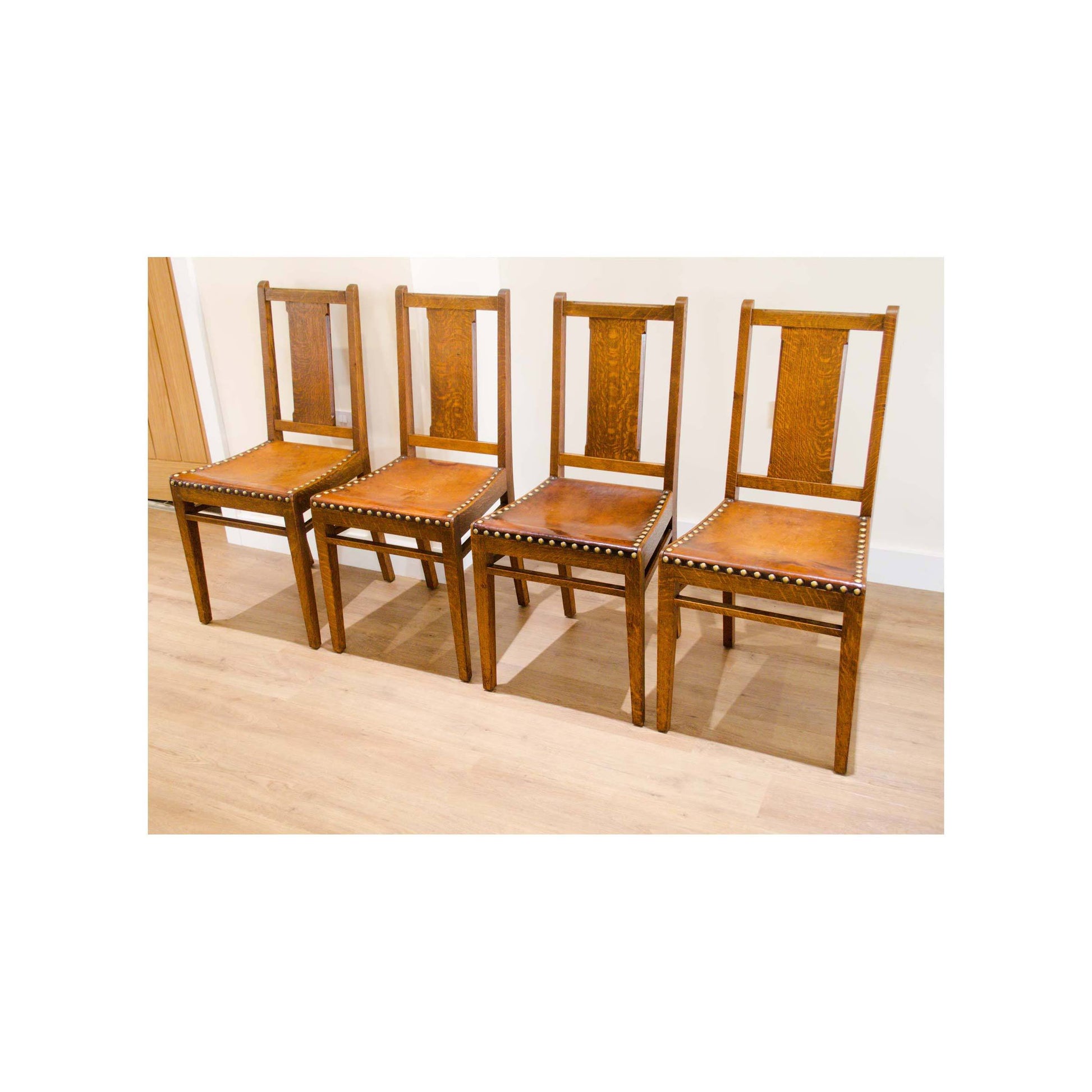 Arthur W Simpson (The Handicrafts, Kendal) Arthur W. Simpson Arts Crafts Solid Oak Dining Table and 4 Chairs