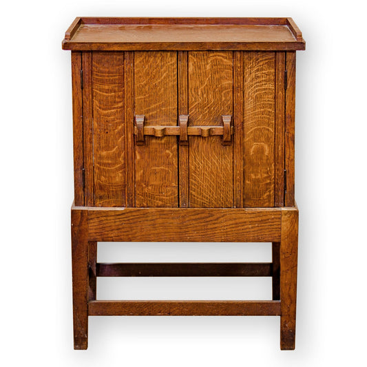 Arts & Crafts Cotswold School English Oak cabinet