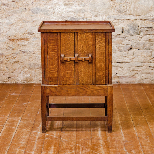 Arts & Crafts Cotswold School English Oak cabinet