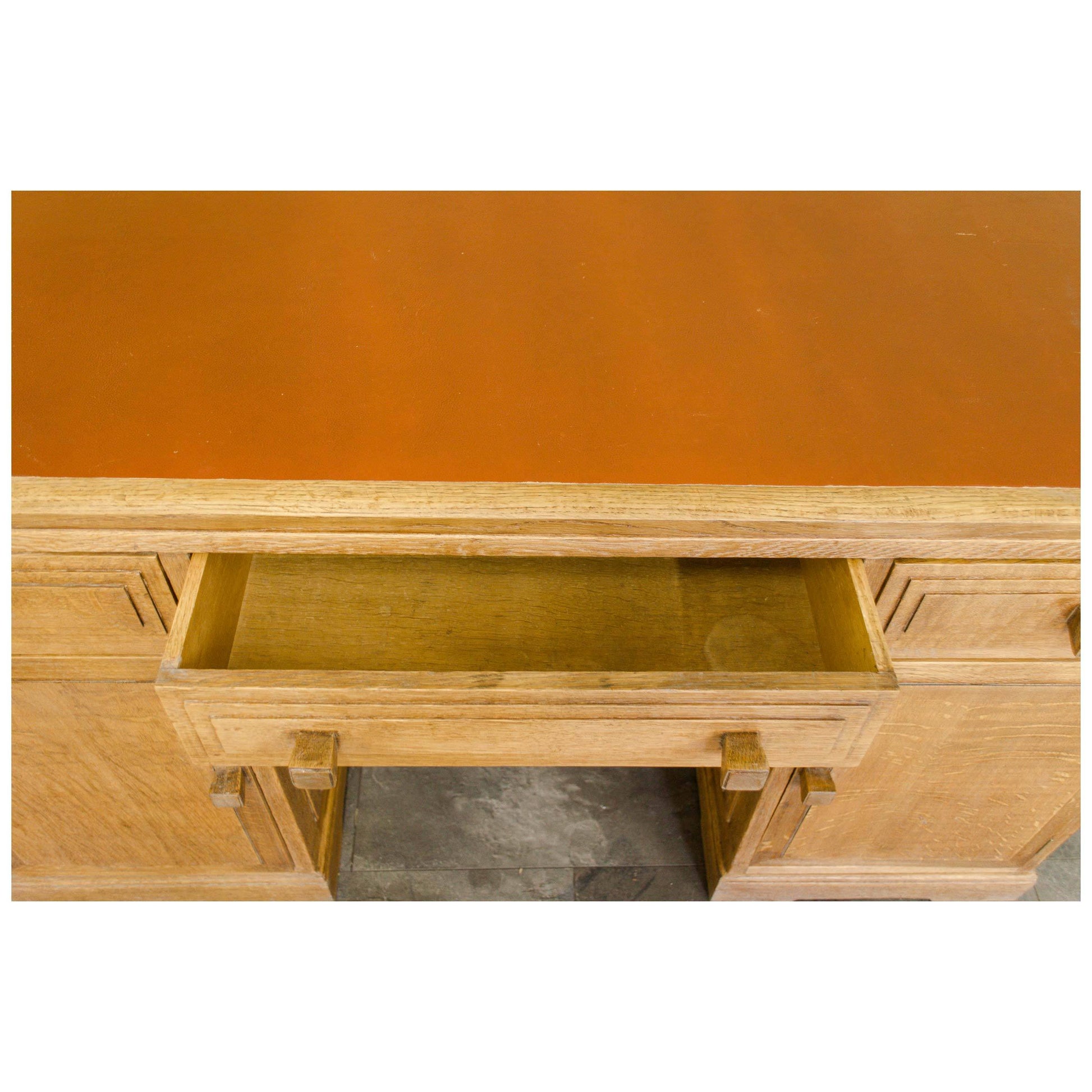 Brynmawr Furniture Company Brynmawr Furniture Company Antique Arts Crafts Oak Merthyr Knee Hole Desk c. 1930