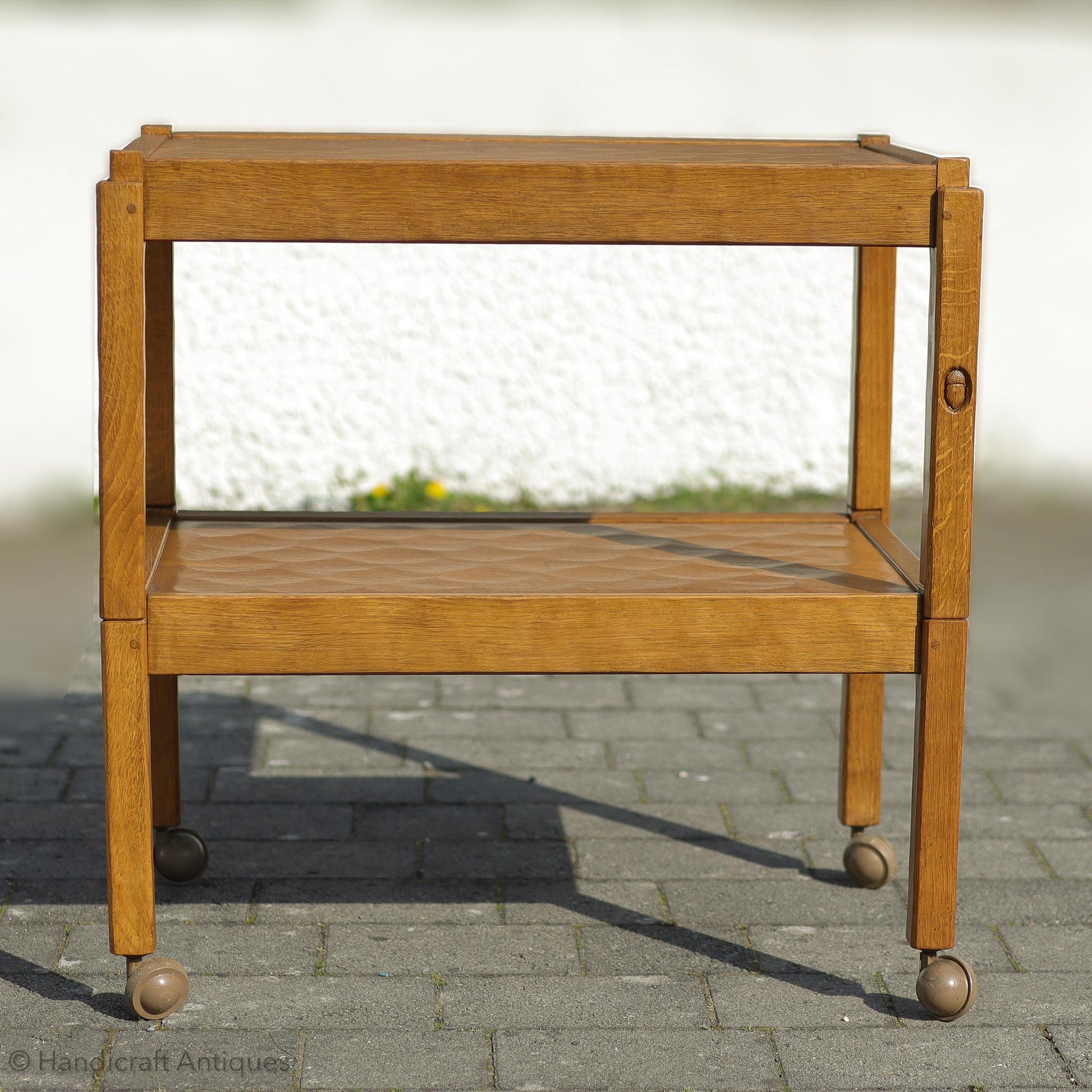 Alan 'Acornman' Grainger (Ex-Mouseman) Arts & Crafts Yorkshire School English Oak Tea Trolley c. 1970.