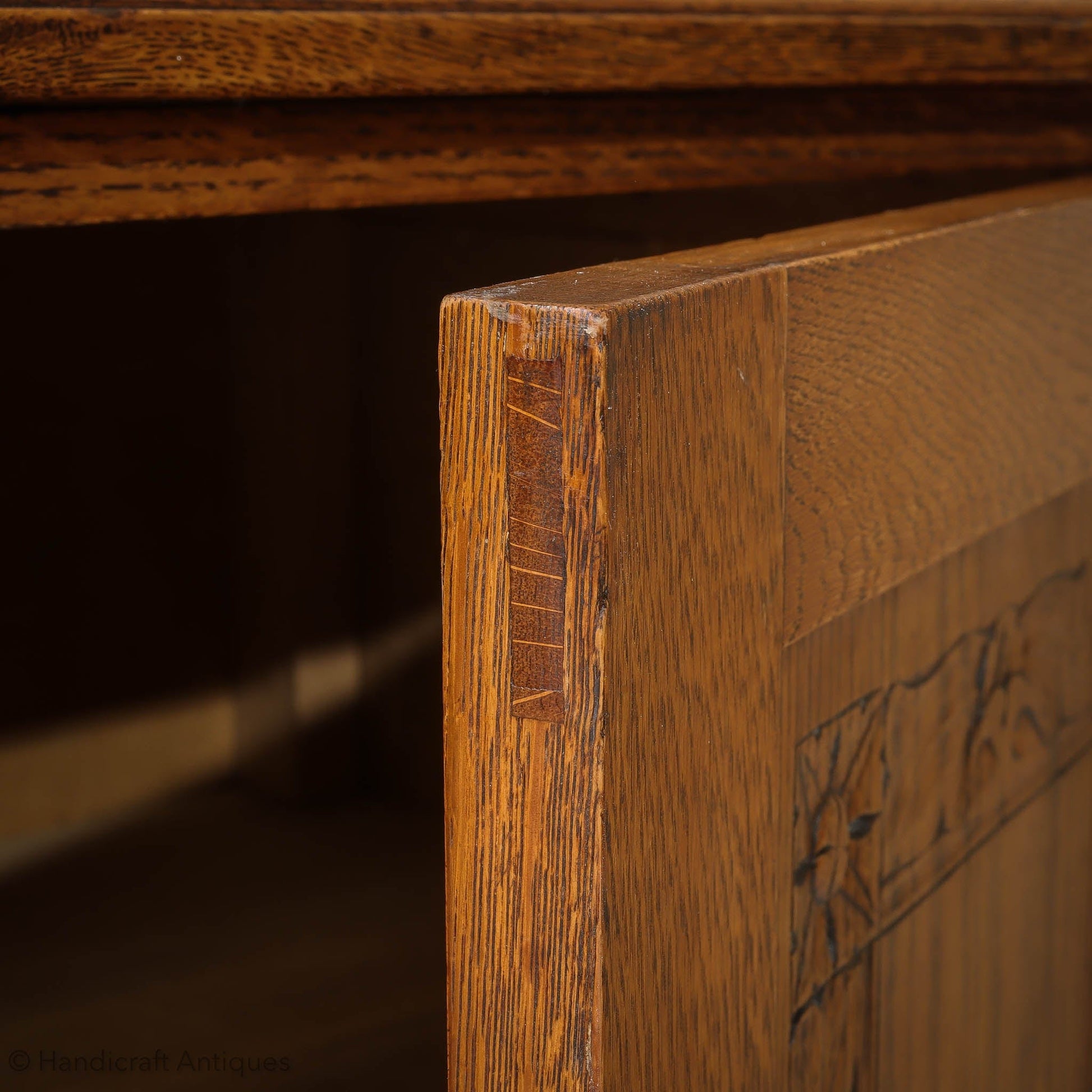  Arts & Crafts Lakes School English Oak Sideboard C. 1930