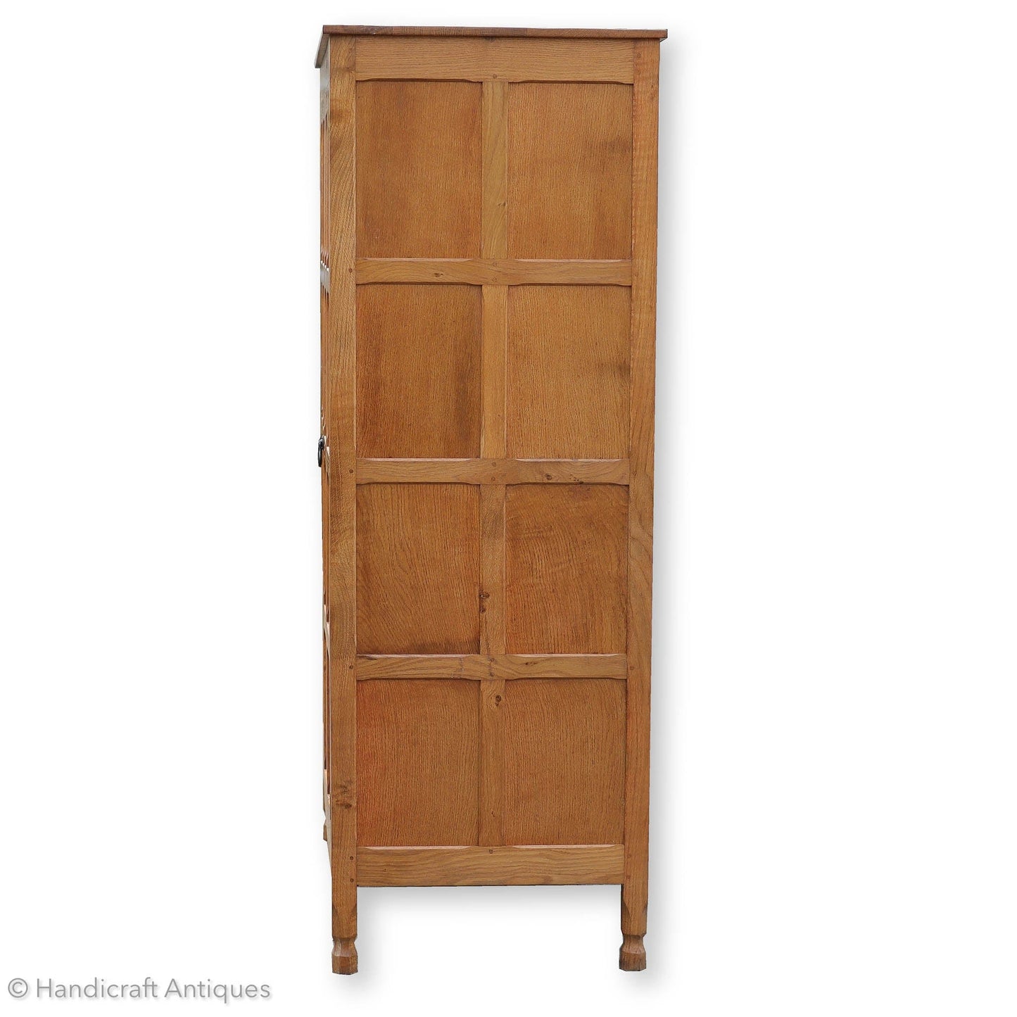 Cat & Mouseman' (Ex-Mouseman) Arts & Crafts Yorkshire School Oak Wardrobe (b)