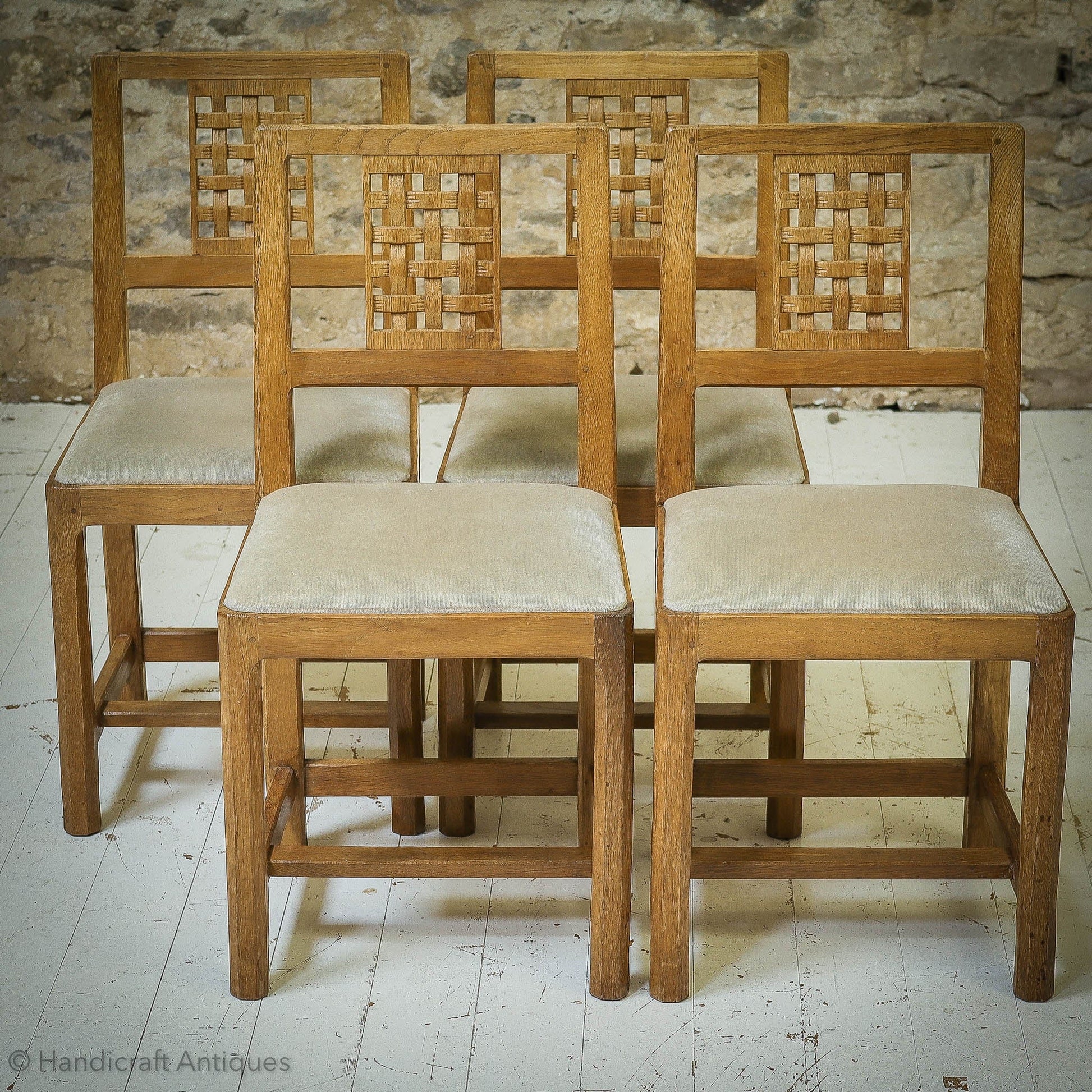 Set of 4 Derek 'Lizardman' Slater Arts & Crafts Yorkshire School Oak Chairs