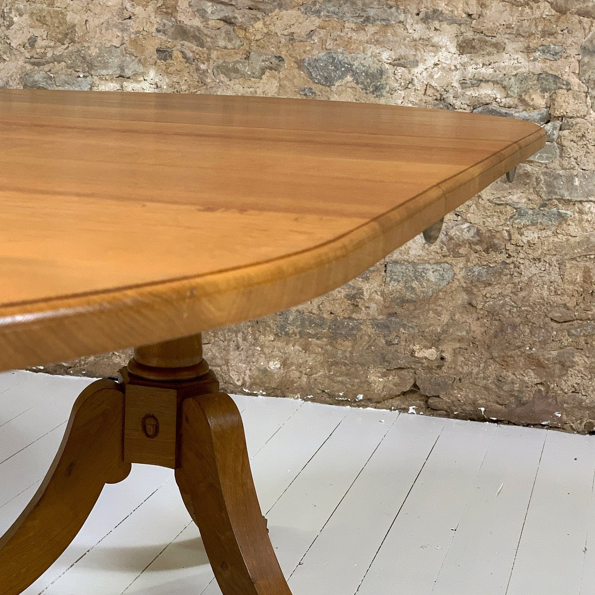 Acornman (Ex-Mouseman) Arts & Crafts Cotswold School Oak Extending Dining Table