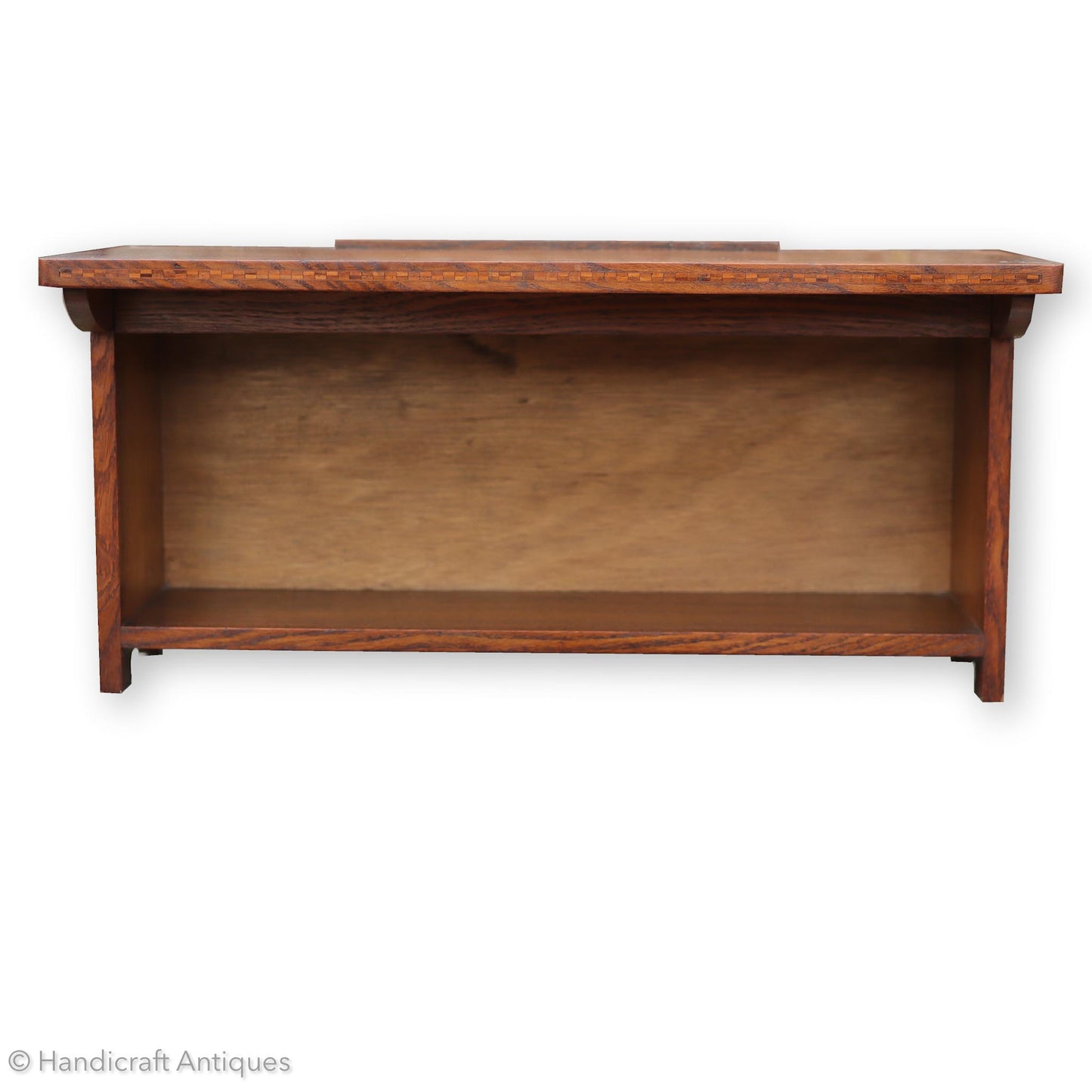 Arthur W. Simpson Arts & Crafts Lakes School English Oak Shelf c. 1920.