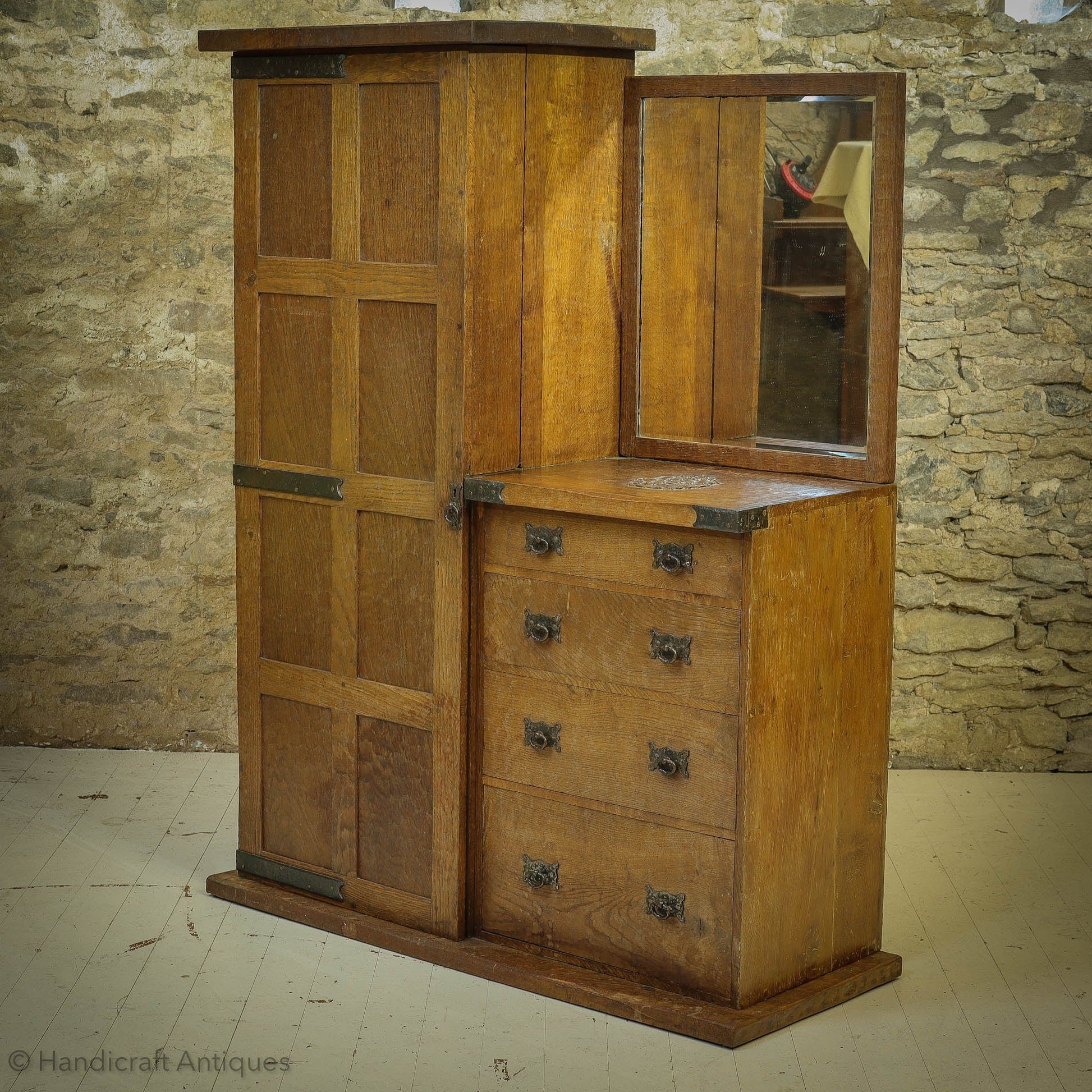 Arts & Crafts Yorkshire School English Oak Wardrobe C. 1920 - Mouseman interest