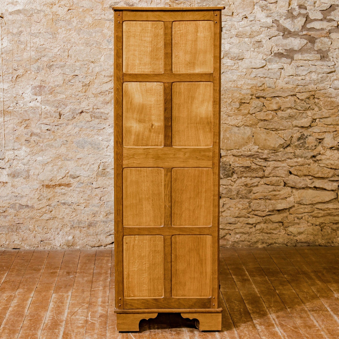 Acornman (Ex-Mouseman) Arts & Crafts Yorkshire School English Oak Wardrobe