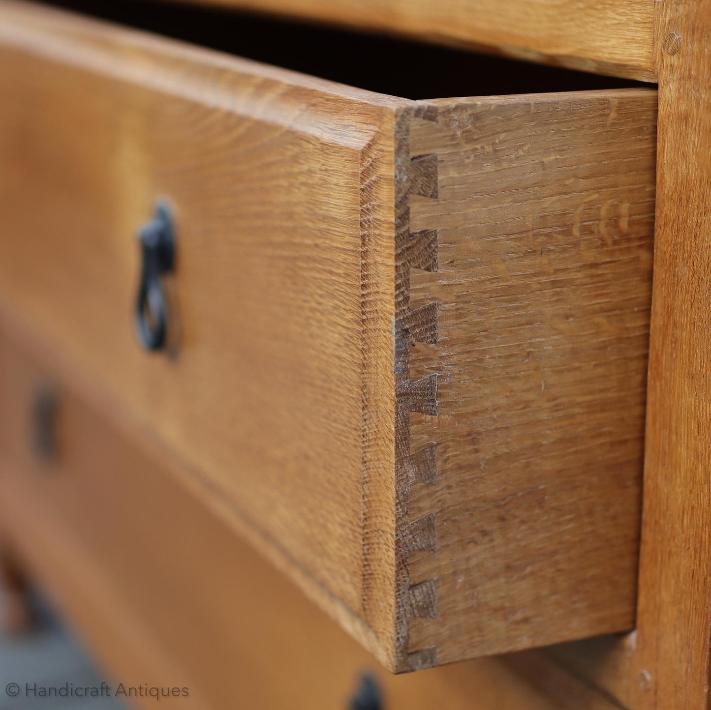 Cat & Mouseman' (Ex-Mouseman) Arts & Crafts Yorkshire School Oak Dressing Table