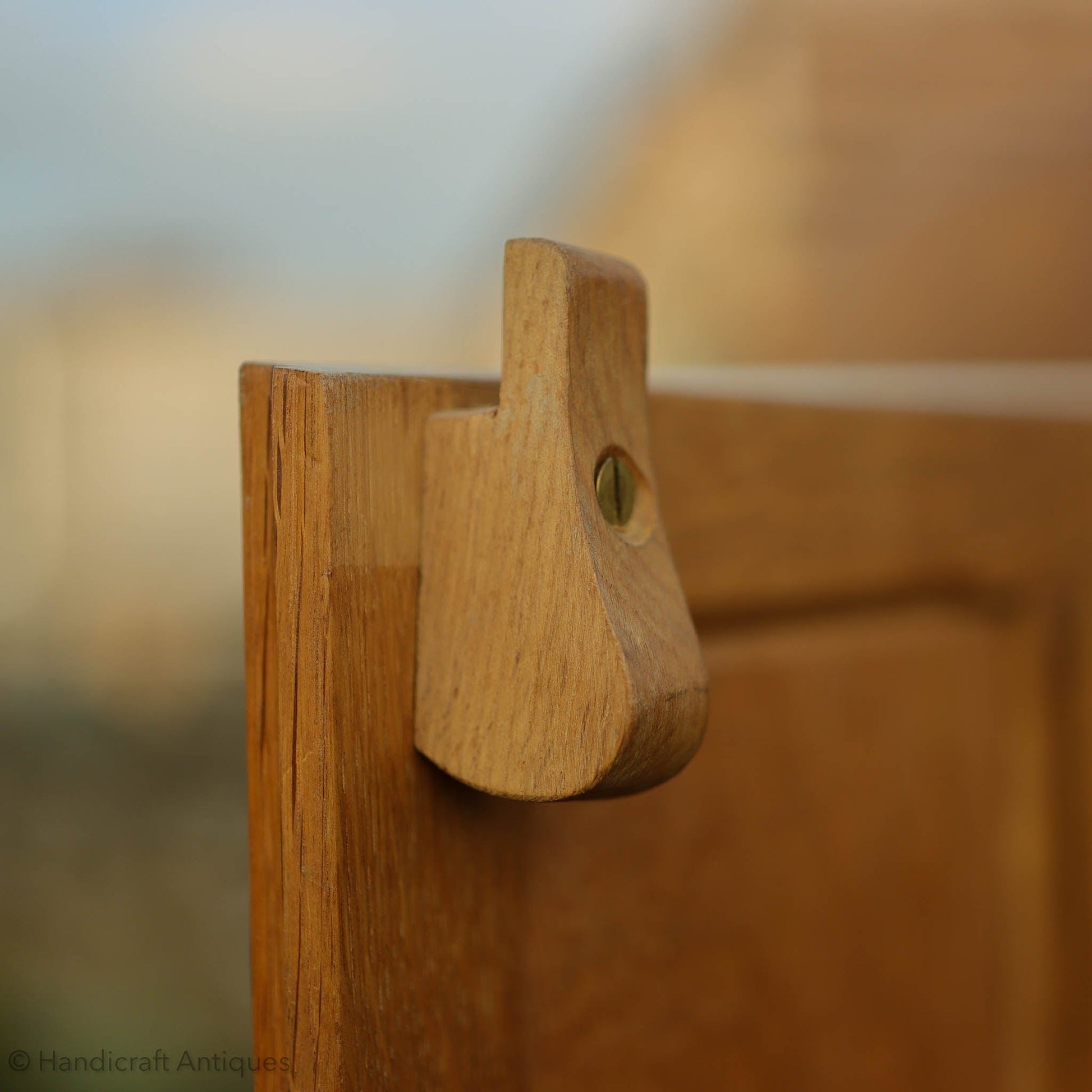 Cat & Mouseman' (Ex-Mouseman) Arts & Crafts Yorkshire School Oak Wardrobe (a)