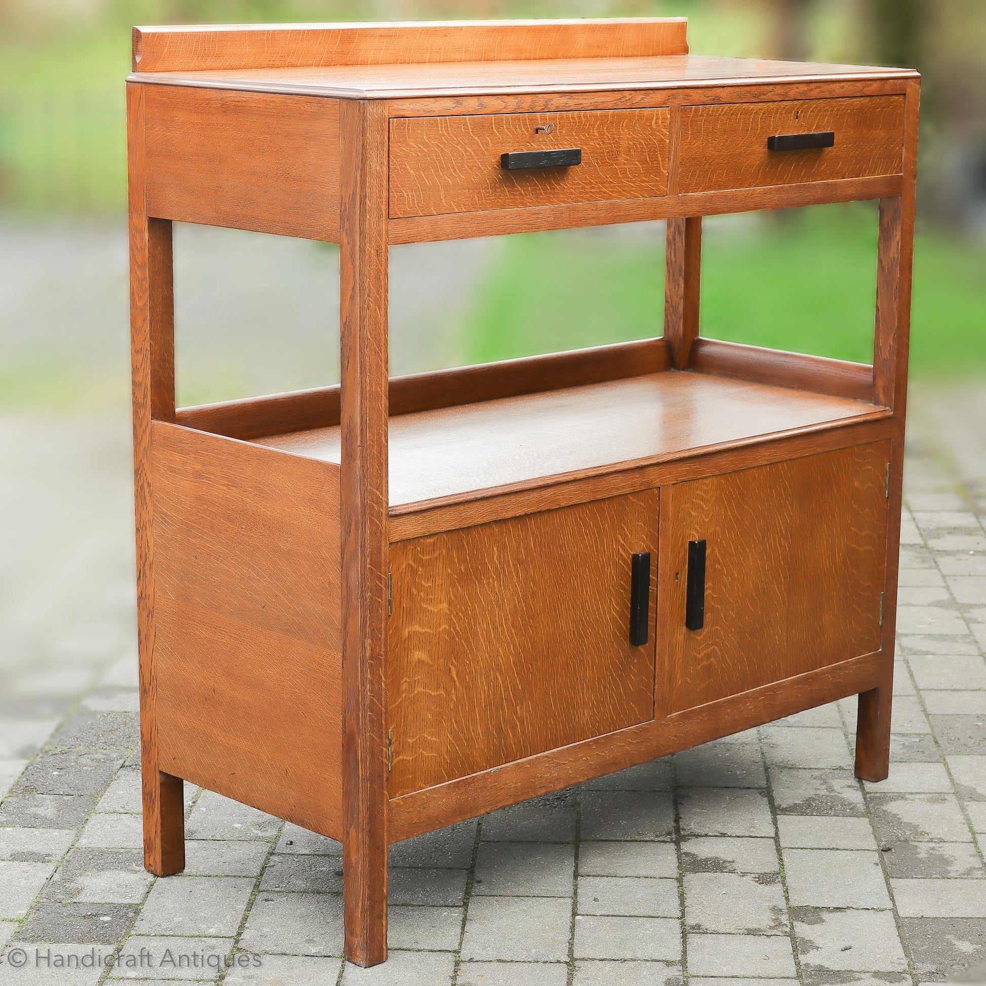 Arthur W. Simpson Arts & Crafts Lakes School English Oak Sideboard 1930.