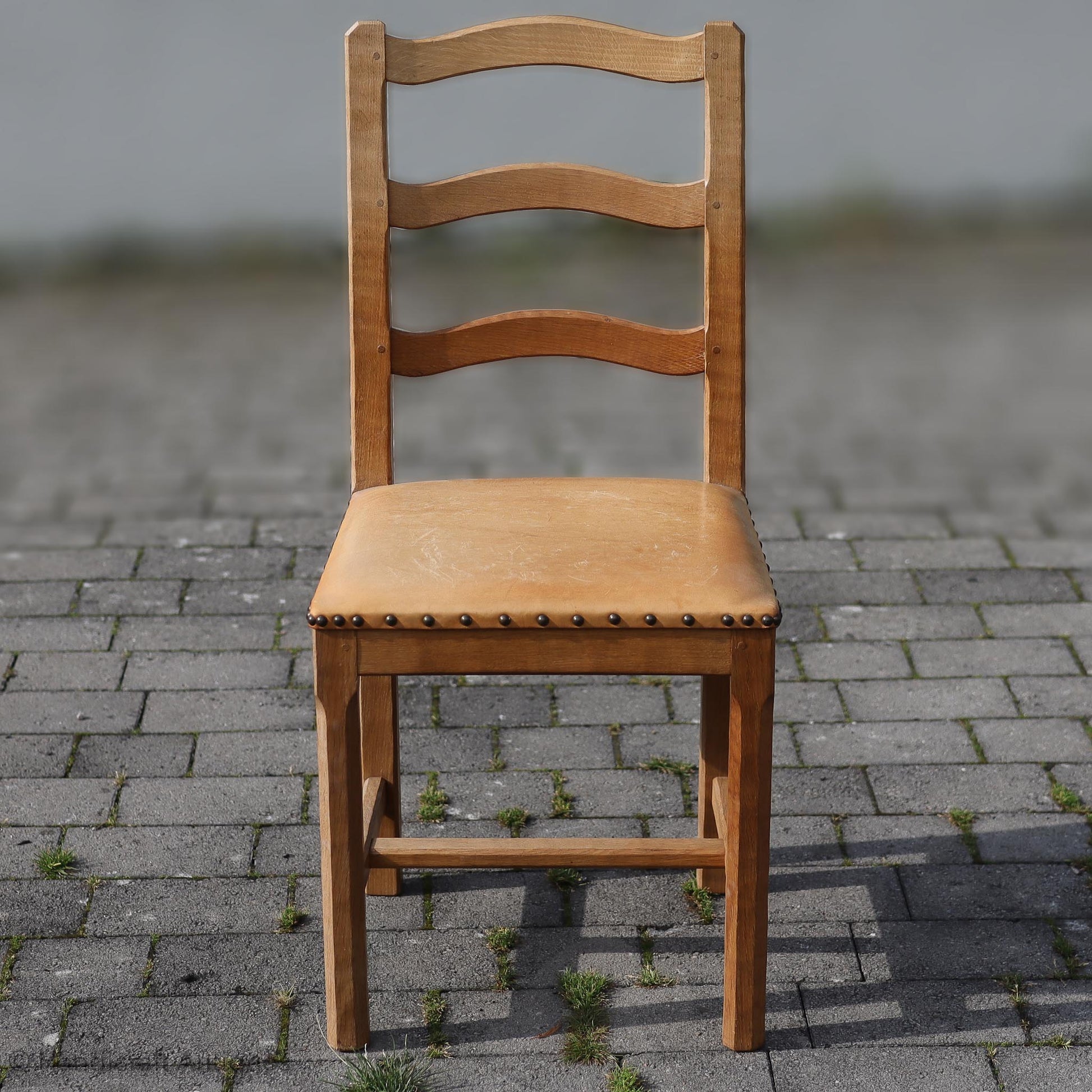 Set of 8 Acornman (Ex-Mouseman) Arts & Crafts Yorkshire School English Oak Chairs 