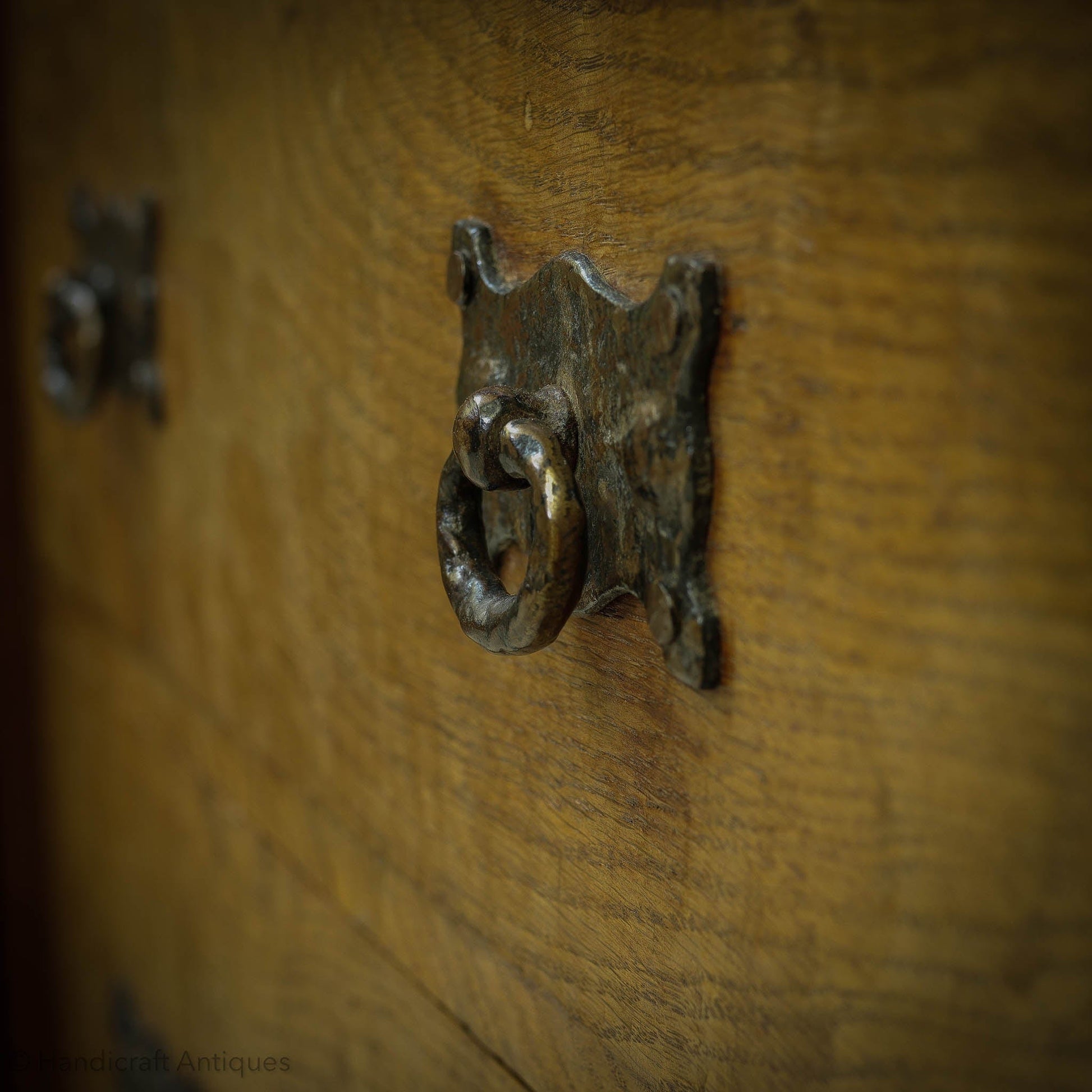 Arts & Crafts Yorkshire School English Oak Wardrobe C. 1920 - Mouseman interest