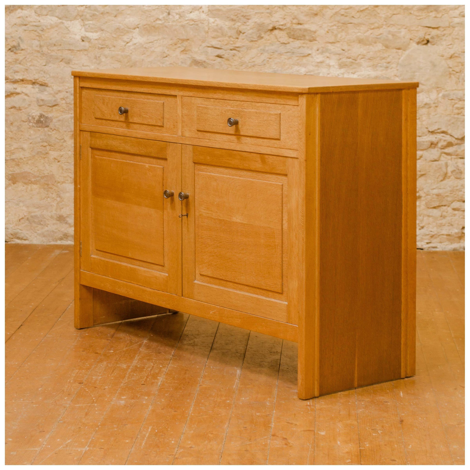 Gordon Russell Arts & Crafts Cotswold School Oak Sideboard c. 1935