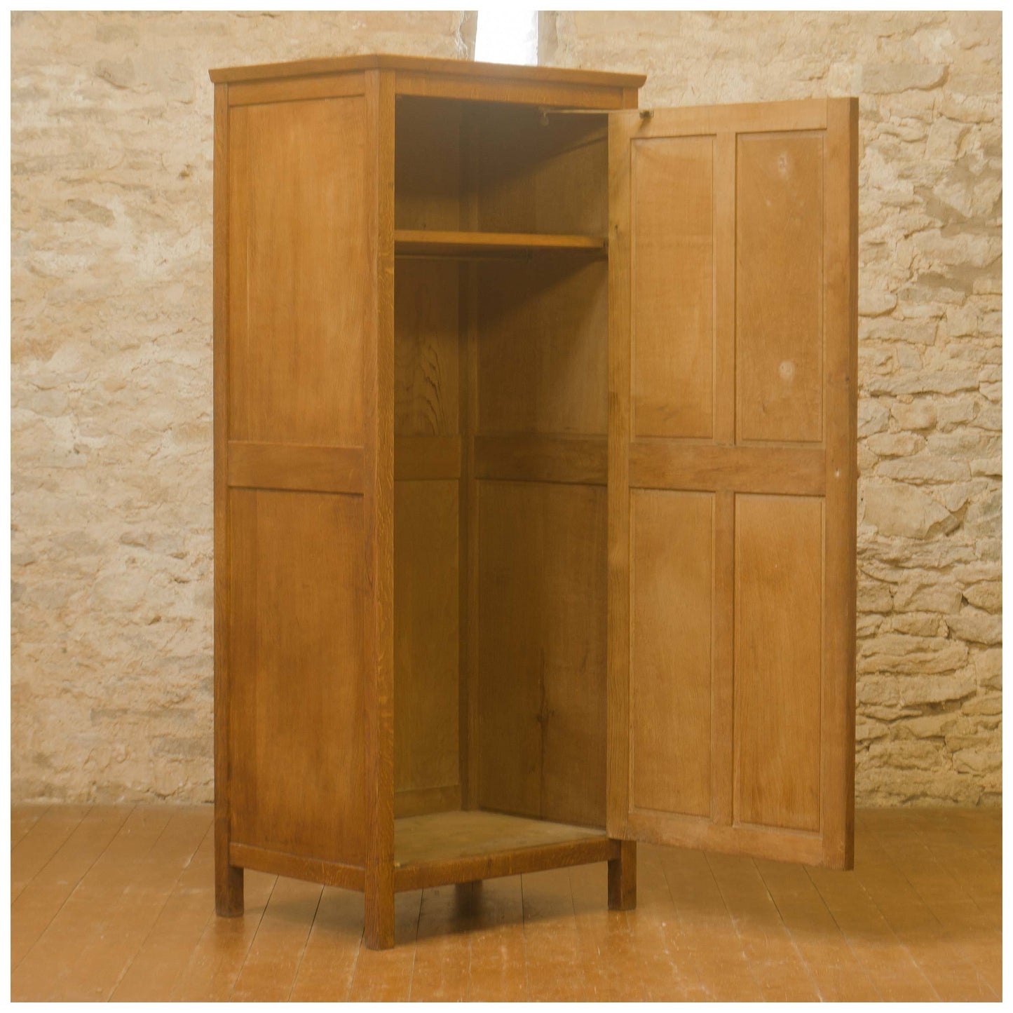 Gordon Russell Arts & Crafts Cotswold School English Oak Wardrobe 1928