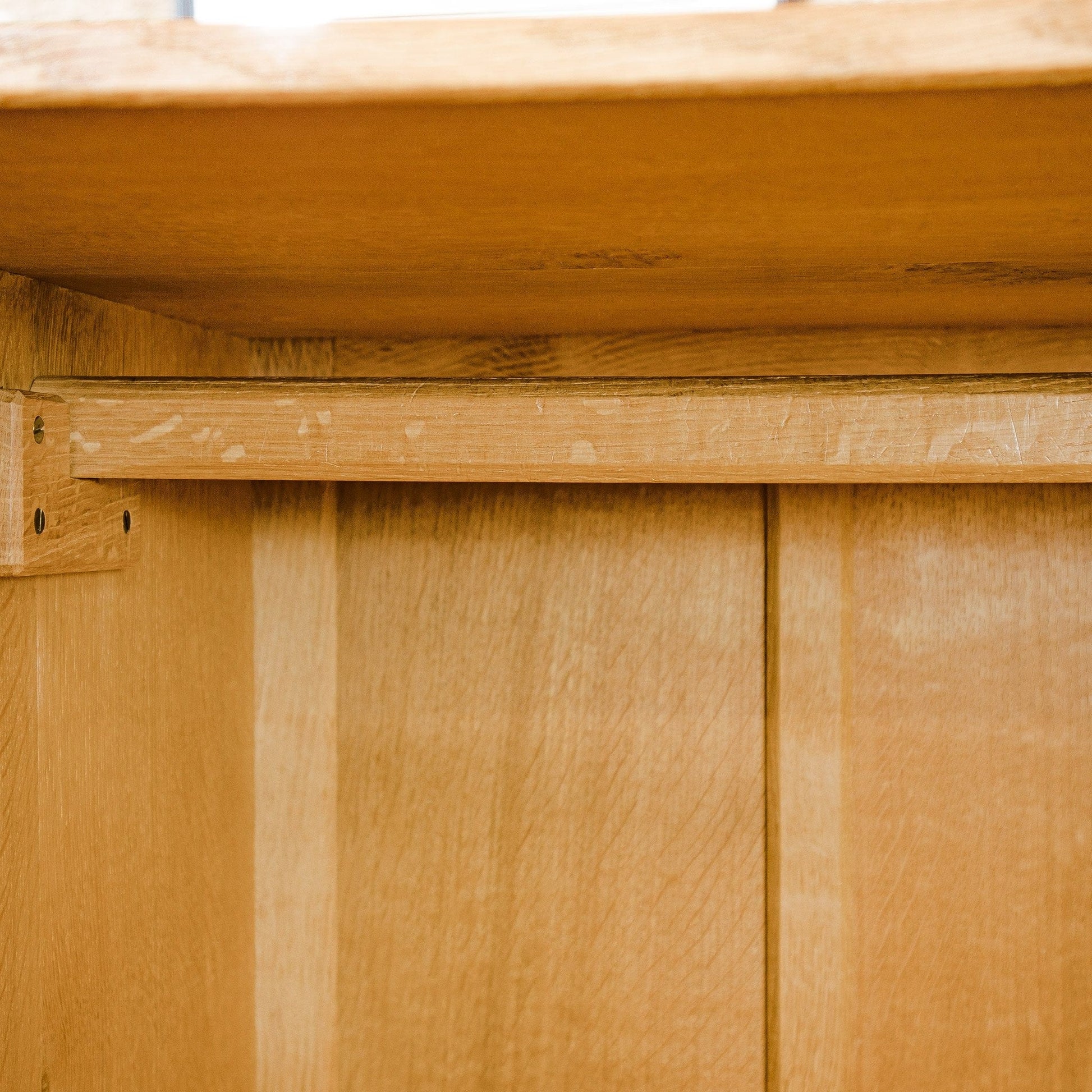 Keith Moorey (ex-Mouseman & ex-Barnsley) Cotswold School English Oak Wardrobe