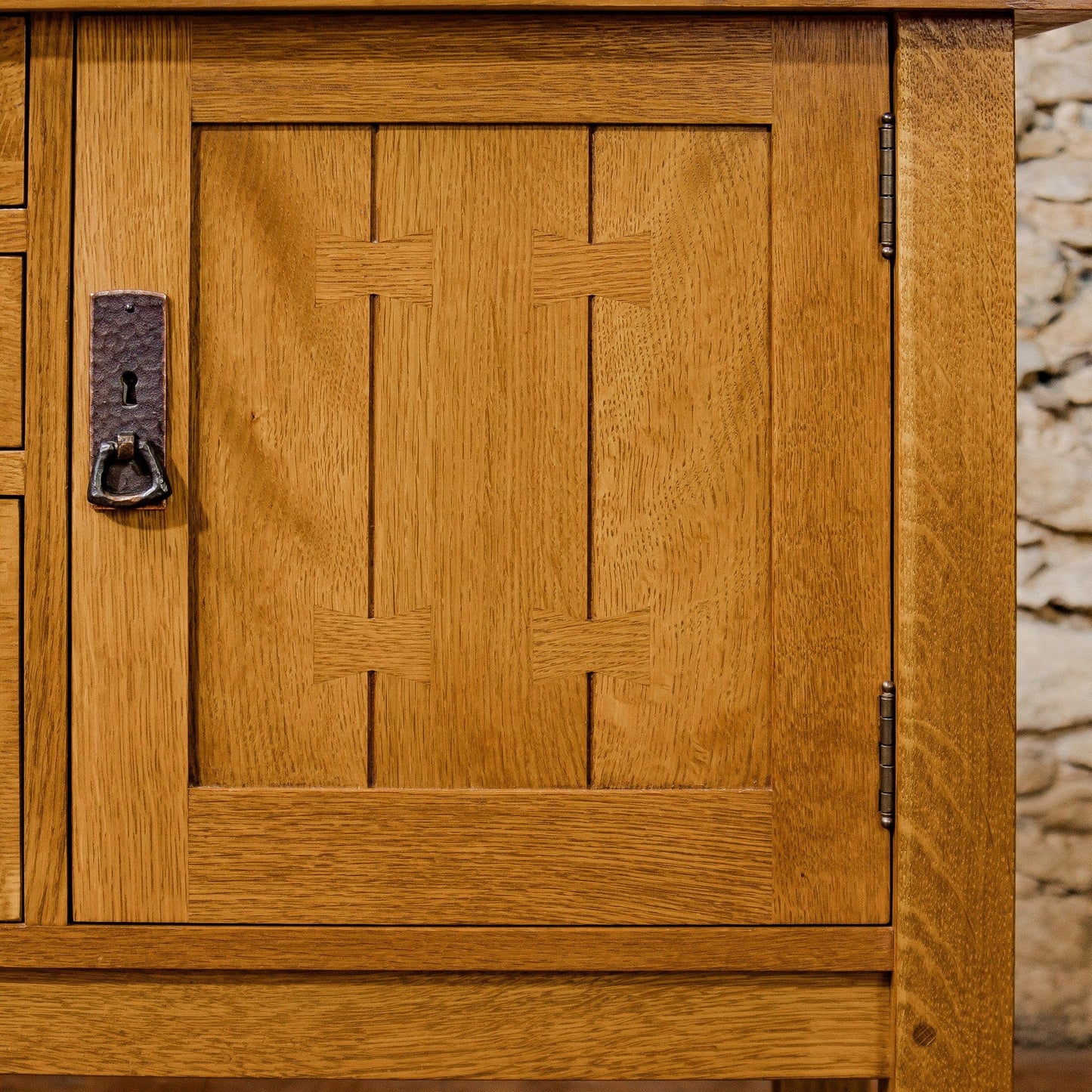 L. & J. G Stickley Arts & Crafts Mission School Quarter-sawn Oak Sideboard 2005