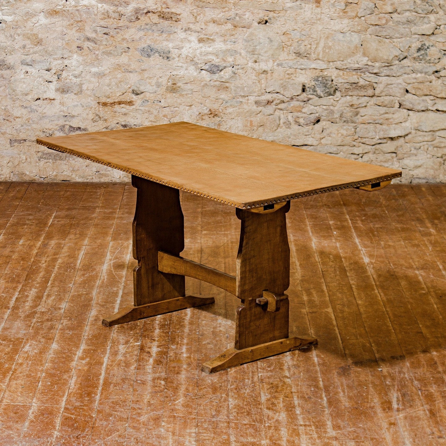 Martin Lizardman Dutton Arts & Crafts Yorkshire School Oak Extending Table