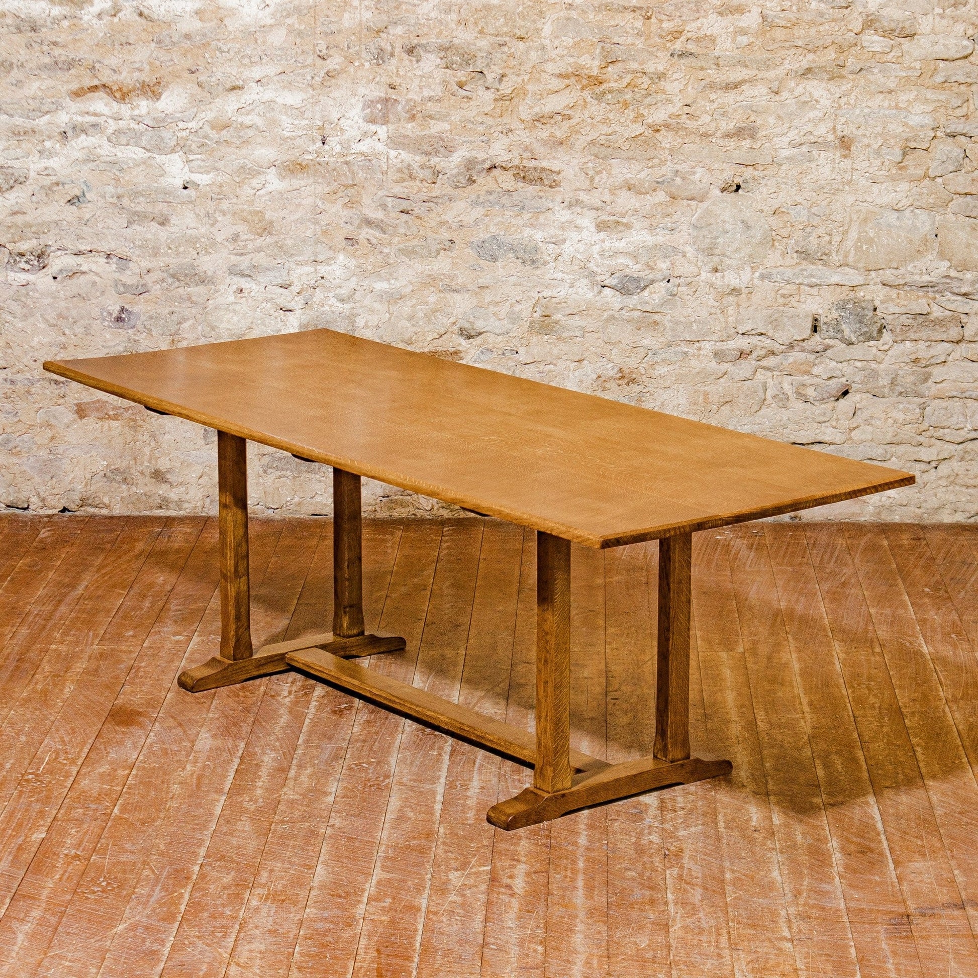 Reynolds of Ludlow Arts & Crafts Cotswold School English Oak Dining Table c 1950