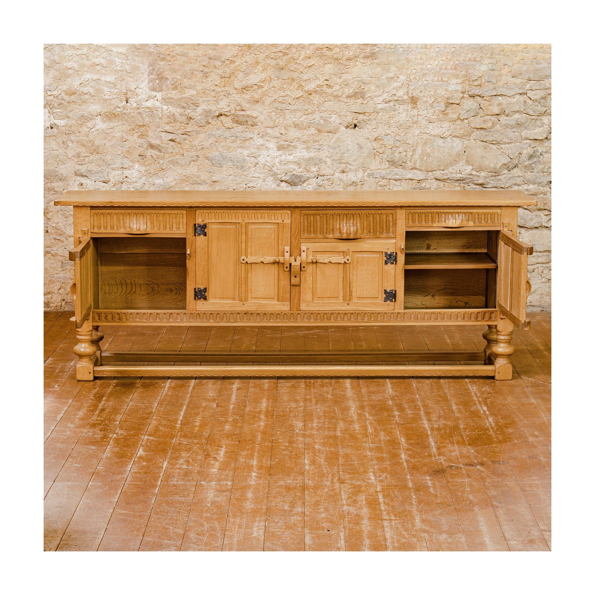 Rupert Griffiths Arts & Crafts English Oak long Sideboard