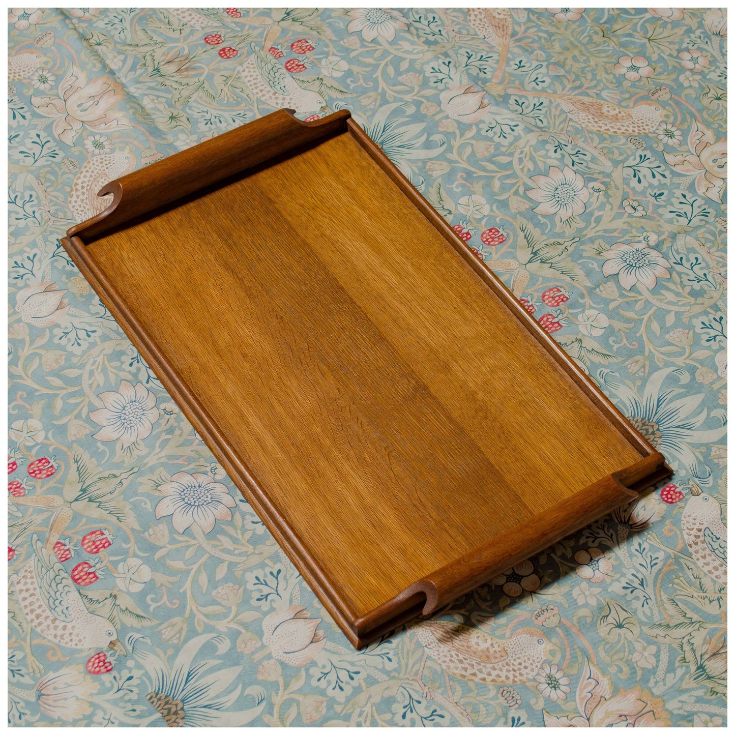 Tom Philipson (Arthur W. Simpson) Arts & Crafts Lakes School English Oak Tray