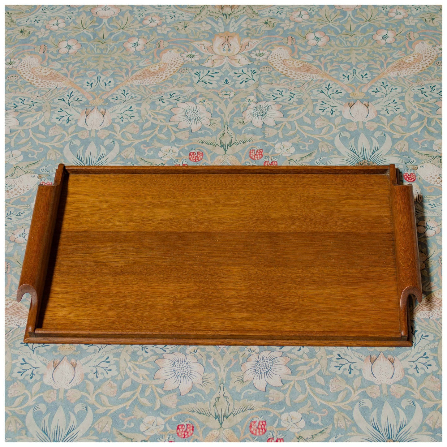 Tom Philipson (Arthur W. Simpson) Arts & Crafts Lakes School English Oak Tray