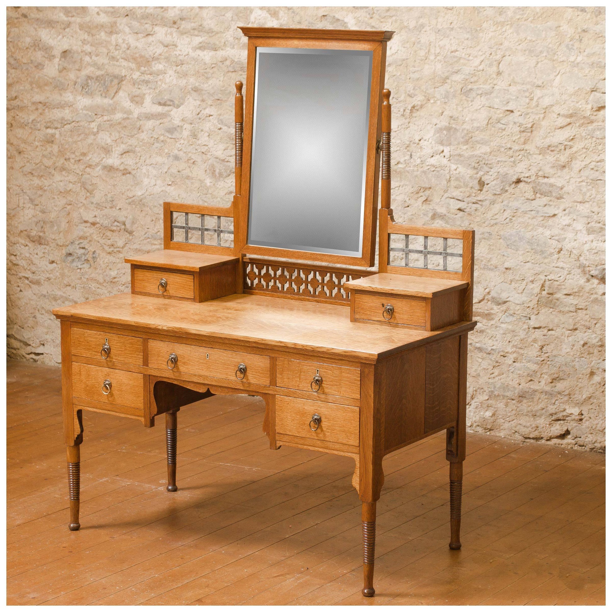 William Birch Arts & Crafts Oak Dressing Table c. 1910