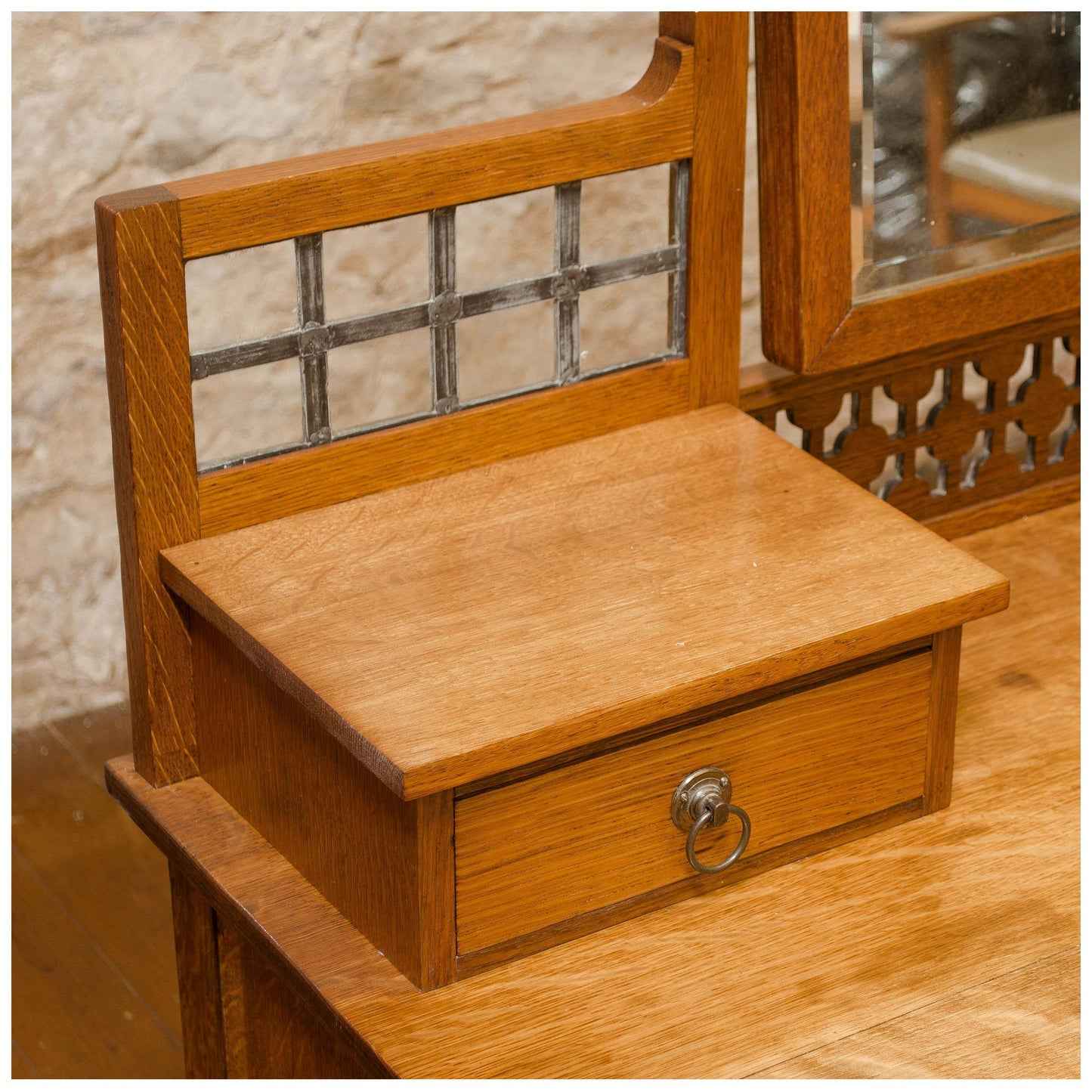 William Birch Arts & Crafts Oak Dressing Table c. 1910